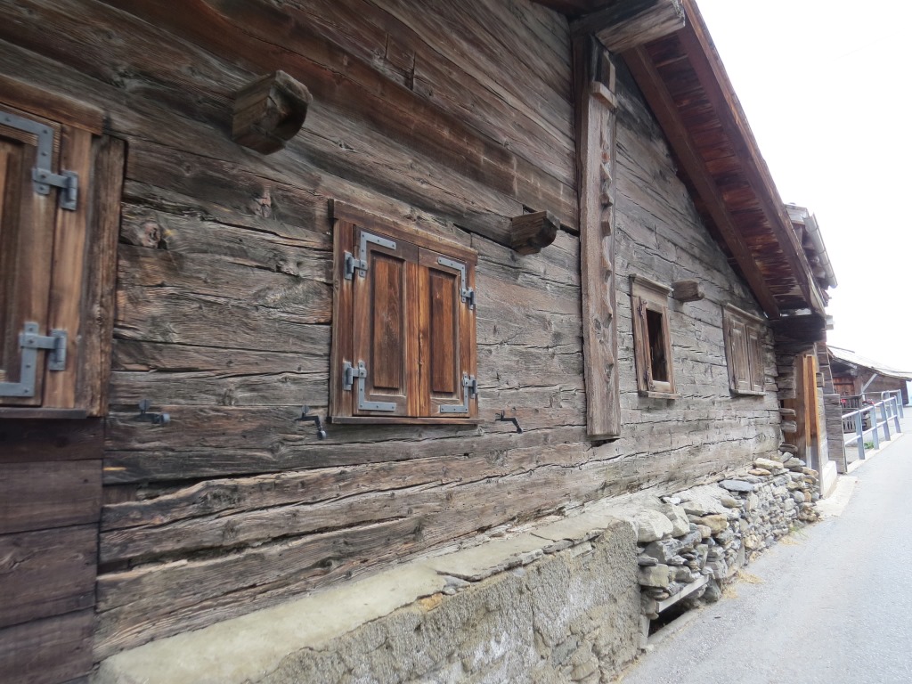 nach dem überqueren des Milibachtobel, erreichen wir den Weiler Bächerhyschere 1037 m.ü.M.