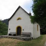 bei der schön gelegenen Kapelle des Weilers Blatt 1275 m.ü.M., legen wir eine kurze Pause ein,...