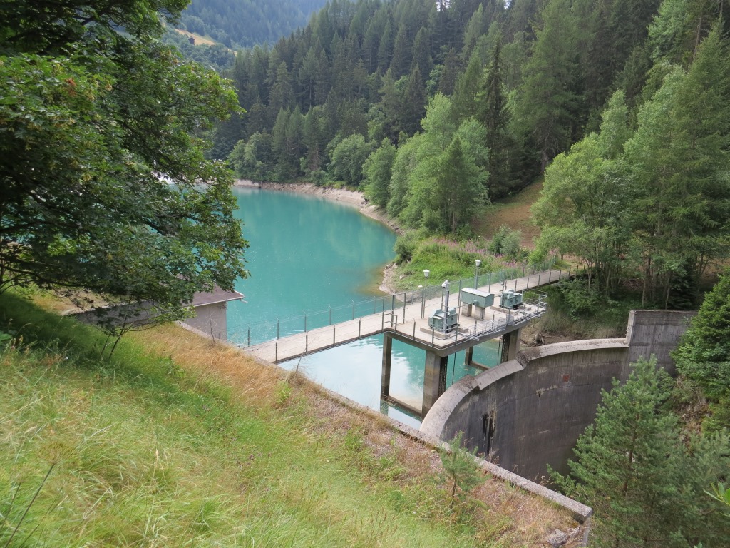 ...und gleichzeitig den kleinen Stausee 1309 m.ü.M.