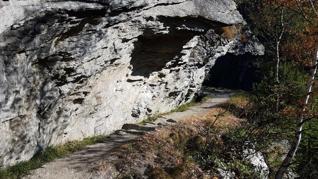 zwischendurch muss man wegen dem Rucksack ein bisschen in die Knie gehen