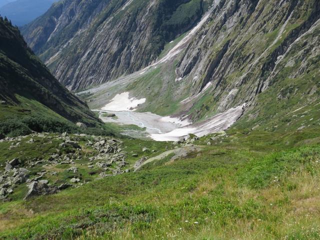 Blick hinunter auf die kleine Ebene von Chiemattu