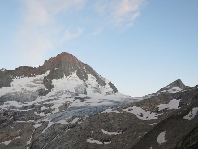 die Wolken beim Bietschhorn sind zusammengefallen