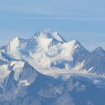 über das Rhonetal hinaus grüsst uns die Mischabelgruppe mit Balfrin, Nadelhorn und Dom