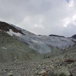 ...unterhalb des Glacier Superieur des Aiguilles Rouges hinein