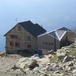 und schon stehen wir wieder bei der Cabane des Aiguilles Rouge 2810 m.ü.M.