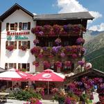 wir laden alles ins Auto wechseln die Kleider, und kehren ins Hotel du Glacier ein