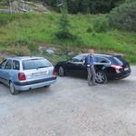 beim Parkplatz bei der Talstation der Sesselbahn Chandolin - Le Tsapé 1330 m.ü.M. im Val d’Anniviers, parkieren wir das Auto