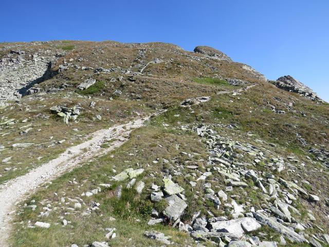 weiter geht es auf dem markierten und nicht ausgesetzten Wanderweg aufwärts