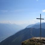 Blick ins Rhonetal Richtung Visp. Links das Bietschhorn