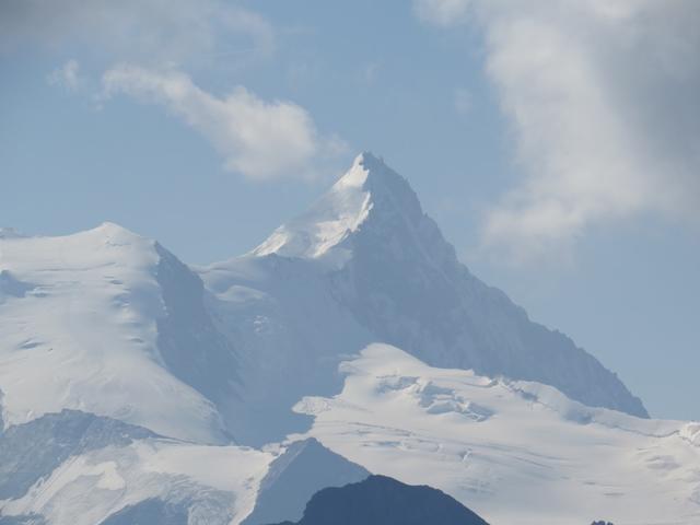 Blick zum Weisshorn und zum kleineren Bishorn