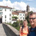 Erinnerungsfoto aufgenommen bei der schönen Bogenbrücke von Pontremoli