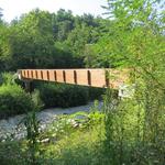 eine neu erstellte Brücke führt uns über den Torrente Bagnone