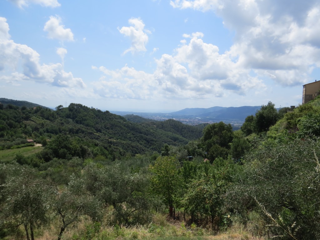 ...und verlassen mit Blick auf das Meer, Ponzano Superiore