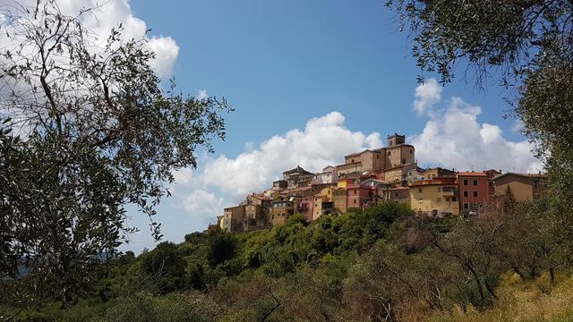 Blick zurück nach Ponzano Superiore