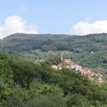 letzter Blick zurück nach Ponzano Superiore. Im Hintergrund der Pass 4 Strade