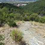 rutschig und staubig is der nun folgende Abstieg in das Val di Magra