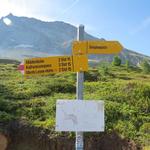 wandern wir leicht ansteigend 2147 m.ü.M., weiter Richtung Osten