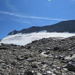 rechts von uns der Chaltwassergletscher