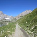 links Tour Sallière, rechts Dents du Midi mit Haute Cime. Dazwischen der Col de Susanfe