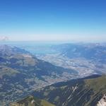 2800 Meter über dem Rhoneknie bestaunen wir die Aussicht auf den Genfersee