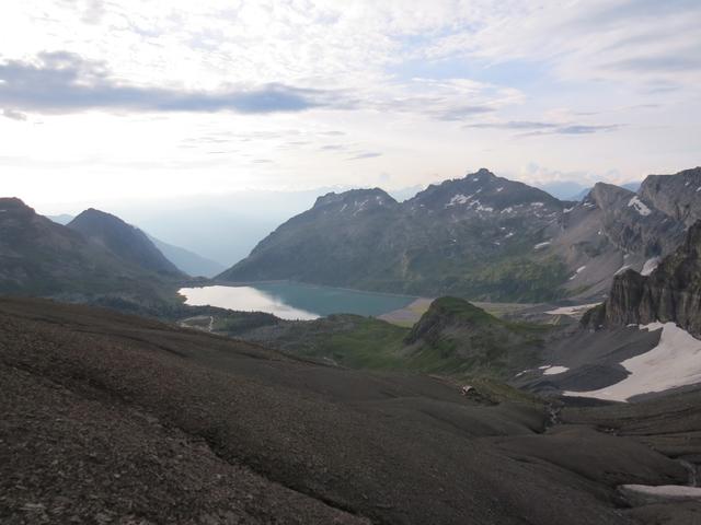 vor uns der Lac de Salanfe. Was für ein Unterschied gegenüber am Vortag