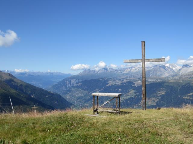 die Schau verdient sämtliche Sternchen und kann als ein der eindrucksvollsten im Oberwallis gerühmt werden