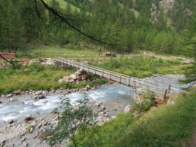 wieder überqueren wir die Grossus Wasser...