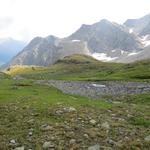 vorbei am fast ausgetrockneten Sirwolteweiher 2437 m.ü.M...