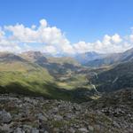 der Ausblick wird immer spektakulärer. Hier der Blick Richtung Simplonpass