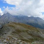 schönes Breitbildfoto mit Blick Richtung Hübschhorn und Monte Leone