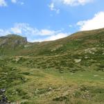 Blick zurück zum Übergang bei der Geländestufe von Galu