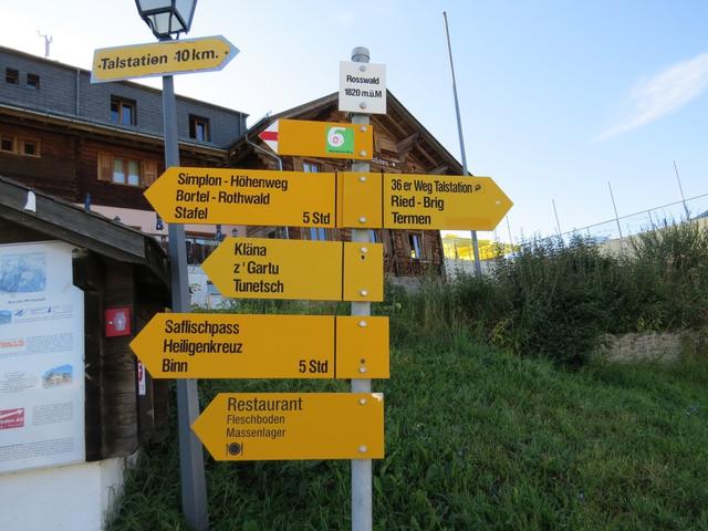 Wegweiser bei Rosswald 1821 m.ü.M. Über den Simplon-Höhenweg werden wir die Bortelhütte besuchen