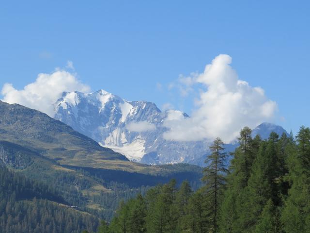 nicht zu vergessen der mächtige Fletschhorn, dessen Nordwand ein Schaustück sondergleichen bietet