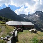 wir erreichen die Bortelhütte 2107 m.ü.M.