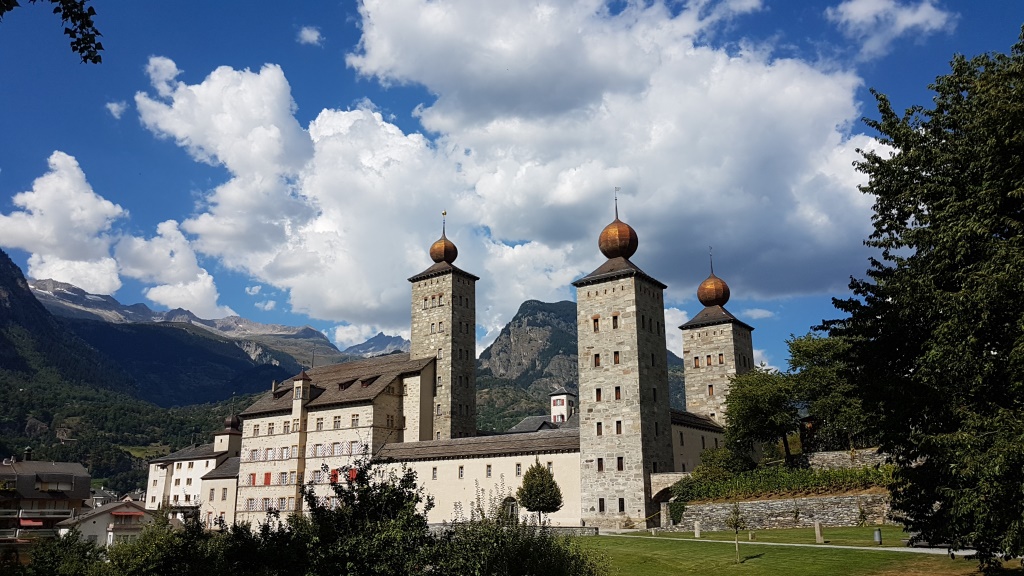 in Brig besuchen wir die Altstadt und das Stockalperpalast