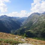 Blick Richtung Zwischenbergtal. Wir erkennen das Irgilihorn das wir schon besucht haben