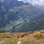 faszinierender Tiefblick nach Simplon Dorf