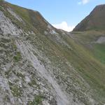 trittsicher sollte man sein wen man zur Einsattelung zwischen dem Fülhorn und Chleine Huwetz wandert