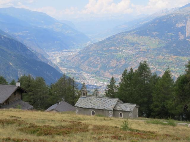 ...taucht vor uns die Kapelle auf 1942 m.ü.M., an der wir am Morgen vorbeigelaufen sind