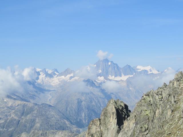 Blick in das Grimselbegebiet das wir gut kennen. Viele Wanderungen kommen uns da in den Sinn