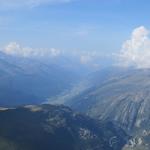 über das Goms steigen Quellwolken in die Höhe