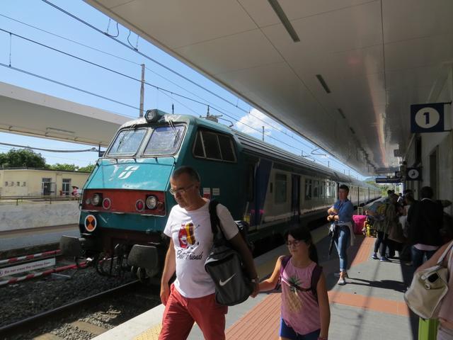 mit dem Zug fahren wir danach zurück nach Lido di Camaiore