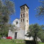 kurz nach dem verlassen von Pietrasanta erreichen wir die Kirche S.Giovanni und S.Felicita