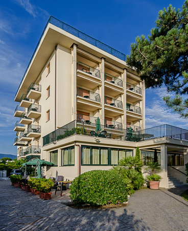 im Hotel Paris machen wir uns frisch...