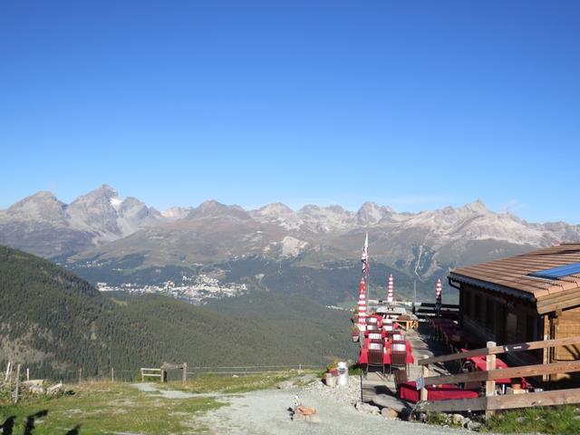 theoretisch könnte man hier bleiben und die hier schon vorhandene traumhafte Aussicht geniessen