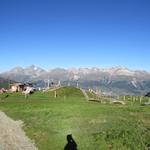 Blick zurück auf die Bergstation mit Hütte