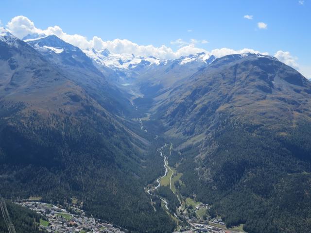 was für eine Aussicht ins Val Roseg! mit Piz Morteratsch, Roseg, Glüschaint, und Corvatsch