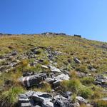 teilweise ist der Bergweg nun nicht mehr erstichtlich, die Markierungen leiten einem aber sicher in die Höhe