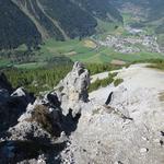 wilde Natur hier oben. Mondänes Leben unten in Zernez