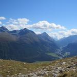 der Ausblick wird immer grossartiger. Hier der Blick nach Pontresina